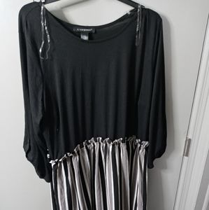 🦋Ashley Stewart Black/Grey Dress